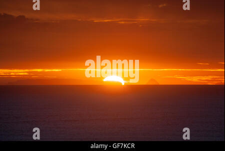 The Sun is going up behind the horizon in Tauranga (New Zealand). Stock Photo
