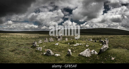 Down Tor Late Neolithic/Early Bronze Age Cairn Circle and Stone Row on Dartmoor, Devon, UK Stock Photo