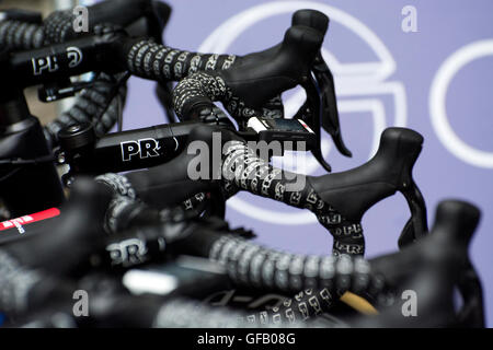 San Sebastian, Spain. 30th July, 2016. Detail of a bicycle during the 36th edition of the San Sebastian Classic (Clasica de San Sebastian), a race of one day of 2016 UCI World Tour, at Mayor Square on July 30, 2016 in San Sebastian, Spain. Credit: David Gato/Alamy Live News Stock Photo