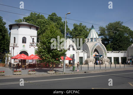 Budapest zoo and cafe on Allatkerti korut in City park Stock Photo