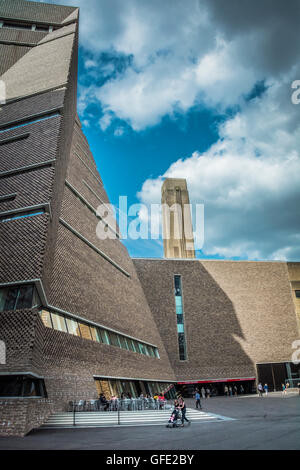 The exterior of the new Tate Modern extension designed by architects Herzog & de Meuron, London, UK Stock Photo