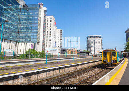 An Arriva Trains Valley Lines service arriving at Queen Street station, Cardiff, South Glamorgan, Wales, UK Stock Photo