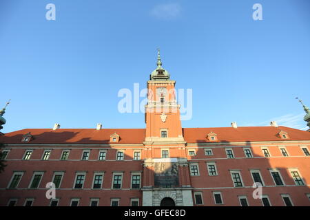 Warsaw, Poland. 30th July, 2016. Thousands of tourists visited Old Town of Warsaw. Music of the 22nd International Jazz Festival and an African Christian band attracted visitors during warm summer Saturday evening. © Madeleine Lenz/Pacific Press/Alamy Live News Stock Photo