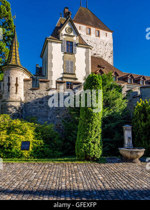 Oberhofen Castle on Lake Thun, Bernese Oberland, Canton of Bern, Switzerland, Europe Stock Photo
