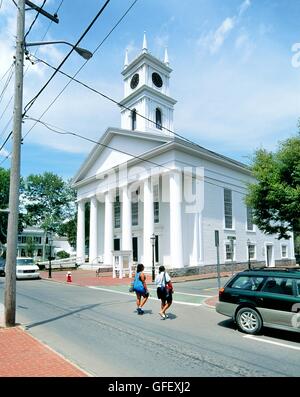 Exterior of the Old Whalers Church in Edgartown on the island of Martha's Vineyard off Cape Cod, Massachusetts, New England, USA Stock Photo