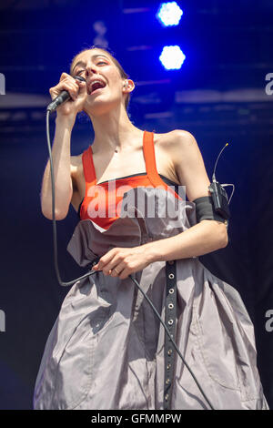 Chicago, Illinois, USA. 30th July, 2016. CAROLINE POLACHEK of Chairlift performs live during Lollapalooza Music Festival at Grant Park in Chicago, Illinois © Daniel DeSlover/ZUMA Wire/Alamy Live News Stock Photo