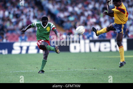 Naples, Italy. 23rd June, 1990. Stephen Tataw (CMR) Football/Soccer : 1990 FIFA World Cup Italy Round of 16 match between Cameroon 2-1 Colombia at Stadio San Paolo in Naples, Italy . © Juha Tamminen/AFLO/Alamy Live News Stock Photo