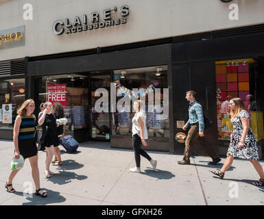A Claire's Store in Midtown Manhattan in New York on Thursday, July 28, 2016. The retailer, owned by Apollo Global Management, is saddled with debt and is reported to need an increased cash flow during the next few months. Luckily, the back-to-school season is the chains second busiest but it will have to sell a lot of accessories to teens. The retailers owes $2.4 billion and faces bankruptcy. (© Richard B. Levine) Stock Photo