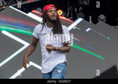 Chicago, Illinois, USA. 30th July, 2016. Rapper WAKA FLOCKA FLAME performs with Big Gigantic during Lollapalooza Music Festival at Grant Park in Chicago, Illinois © Daniel DeSlover/ZUMA Wire/Alamy Live News Stock Photo