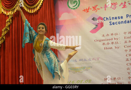 (160802) -- DHAKA, Aug. 2, 2016 (Xinhua) -- A student takes part in the 9th Chinese Proficiency Competition for Foreign Secondary School Students organized by the Chinese Embassy in Dhaka, Bangladesh, on Aug. 2, 2016. A total of 90 students from a number of institutions including Bangladesh's Dhaka University and North-South University attended the competition. (Xinhua/Shariful Islam) (lr) Stock Photo