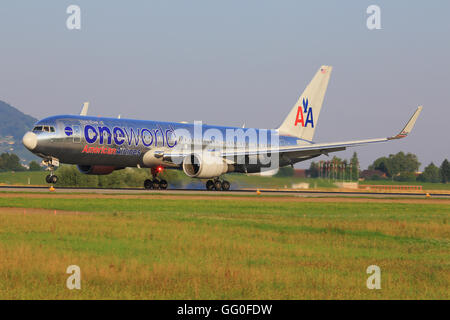 An American Airlines Boeing 767 taking off Stock Photo