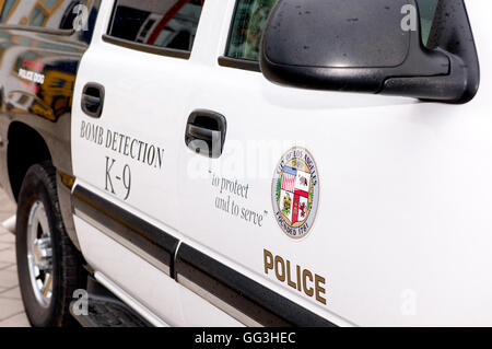 American police car with the words bomb detection  K-9 Stock Photo