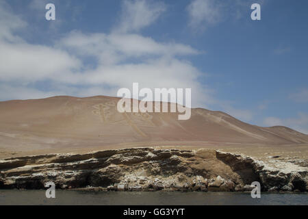 The Candelabra geoglyph on the Paracas peninsula Stock Photo