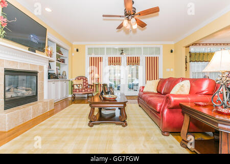 Modern home interior of a typical North American home Stock Photo - Alamy