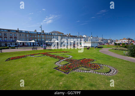 Anchor Gardens on Marine Parade in Great Yarmouth, celebrating the seaside town's maritime heritage. Stock Photo