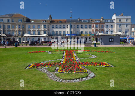 Anchor Gardens on Marine Parade in Great Yarmouth, celebrating the seaside town's maritime heritage. Stock Photo