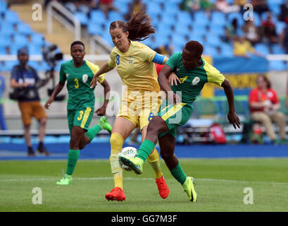 South Africa's Noko Matlou and Sweden's Lotta Schelin in action during the Women's First Round - Group E match at the Olympic Stadium, Brazil. Stock Photo