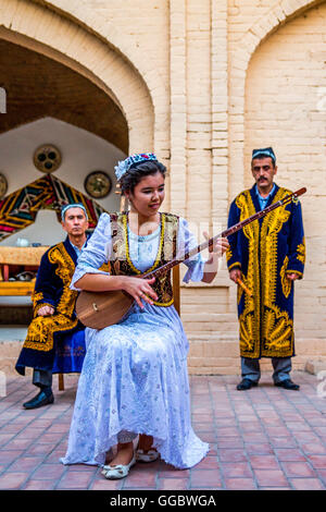 geography / travel, Uzbekistan, tradition / folklore, folklore performance in caravansary, Additional-Rights-Clearance-Info-Not-Available Stock Photo