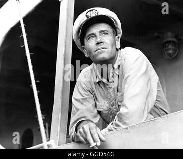 MISTER ROBERTS - Keine Zeit für Heldentum / HENRY FONDA as US Navy Lt. Doug Roberts aka. MISTER ROBERTS Stock Photo