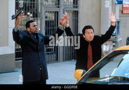 RUSH HOUR / Rush Hour USA 1997 / Brett Ratner Szene mit CHRIS TUCKER (James Carter) und JACKIE CHAN (Inspektor Lee). Regie: Brett Ratner aka. Rush Hour Stock Photo