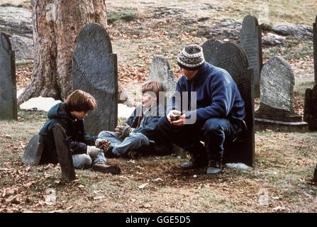 DAS ZWEITE GESICHT / The Good Son USA 1993 / Joseph Ruben ELIJAH WOOD und MACAULAY CULKIN mit Produzent und Regisseur JOSEPH RUBEN während der Dreharbeiten. Regie: Joseph Ruben aka. The Good Son Stock Photo