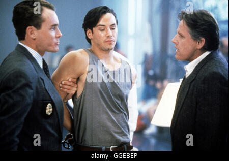 GEFÄHRLICHE BRANDUNG / Point Break USA 1991 / Kathryn Bigelow Szene mit den FBI-Agenten Harp (JOHN C. MCGINLEY), Johnny Utah (KEANU REEVES), Angelo Pappas (GARY BUSEY).  Regie: Kathryn Bigelow aka. Point Break Stock Photo