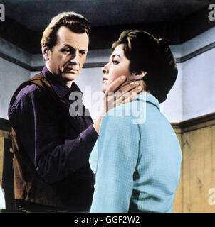 DIE HÖLLE VON MANITOBA / Un Lugar Llamado Glory BRD/E 1965 / Sheldon Reynolds Szene mit MARIANNE KOCH (Jade Grande). Regie: Sheldon Reynolds aka. Un Lugar Llamado Glory Stock Photo