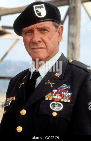 HOT SHOTS 2: DER ZWEITE VERSUCH / Hot Shots ! Part Deux USA 1993 / Jim Abrahams RICHARD CRENNA (Col, Denton Walters) Regie: Jim Abrahams aka. Hot Shots ! Part Deux Stock Photo