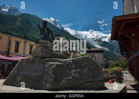 Statue of Michel Gabriel Paccard, one of the first to climb Mt. Blanc, Chamonix, France Stock Photo