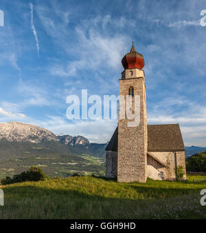 geography / travel, Italy, South Tyrol, the St. St. Nicholas church in Mittelberg, Additional-Rights-Clearance-Info-Not-Available Stock Photo