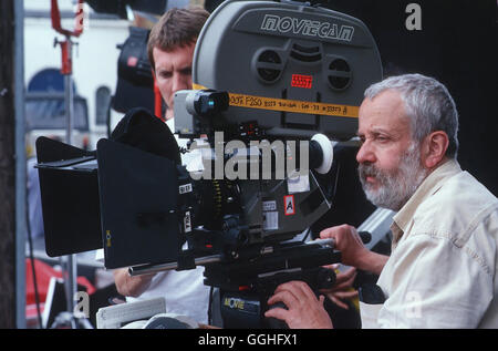 ALL OR NOTHING / All Or Nothing GB 2002 / Mike Leigh Regisseur MIKE LEIGH Regie: Mike Leigh aka. All Or Nothing Stock Photo