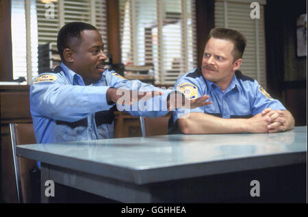 NATIONAL SECURITY / National Security USA 2002 / Dennis Dugan Earl Montgomery (MARTIN LAWRENCE), Hank Rafferty (STEVE ZAHN) Regie: Dennis Dugan aka. National Security Stock Photo