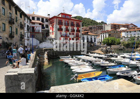 Mundaka Harbour, Spain, Basque County Stock Photo