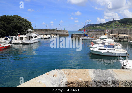 Mundaka Harbour, Spain, Basque County Stock Photo