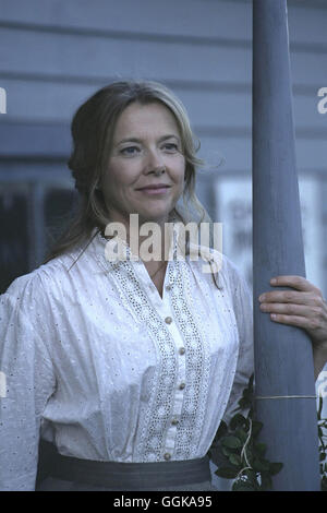 Open range 2003 annette bening hi-res stock photography and images - Alamy