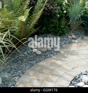 Paths & Paving- - (Please credit: Photos Horticultural/Marshalls)   PAP111439     Photos Horticultur Stock Photo
