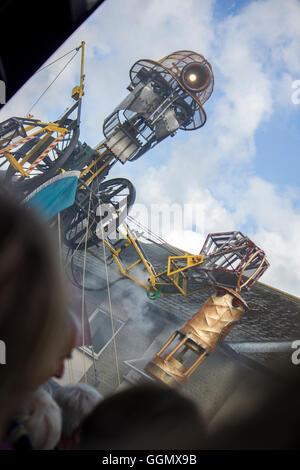 Penzance, Cornwall, UK. 5th August 2016, The Man Engine. The largest mechanical puppet ever to be built in Britain Stock Photo