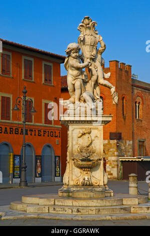 Pisa, Fontana dei Putti, Piazza del Duomo, Cathedral Square, Campo dei Miracoli, UNESCO world heritage site, Tuscany, Italy Stock Photo