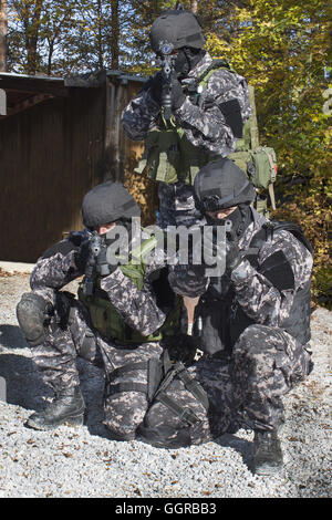 special anti-terrorist squad, coached at the shooting range Stock Photo