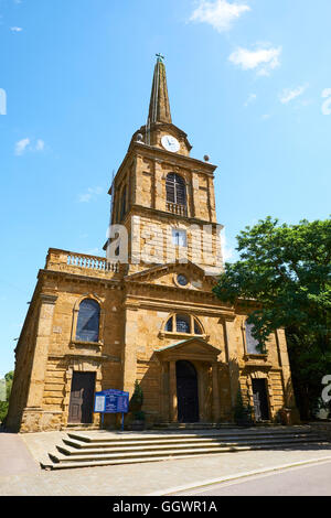 Holy Cross Church Daventry Northamptonshire UK Stock Photo