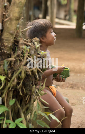 Embera children lives in the Panama rain forest and maintain their traditions and lifestyle Stock Photo