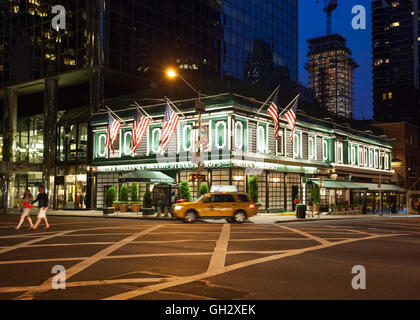 Smith & Wollensky Steak House in New York, Stock Photo
