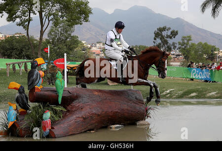 Great Britain's William Fox-Pitt on Chilli Morning during the Eventing Individual Cross Country held at the Olympic Equestrian Centre on the third day of the Rio Olympic Games, Brazil. Stock Photo