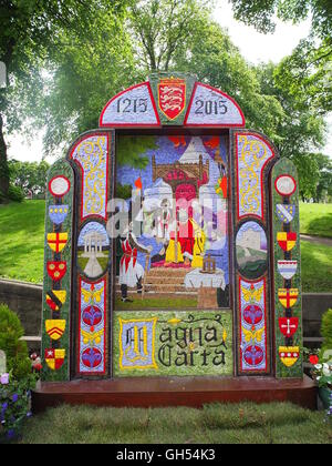 A 2015 well dressing at St Ann's Well, Buxton, commemorating the 800th anniversary of the signing of the Magna Carta Stock Photo