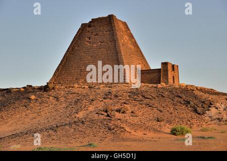 geography / travel, Sudan, pyramid of the Northern cemetery of Meroe, black Pharaohs, Nubia, Nahr an-Nil, Additional-Rights-Clearance-Info-Not-Available Stock Photo