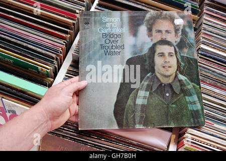 Album Simon and Garfunkel: Bridge Over Troubled Water Stock Photo
