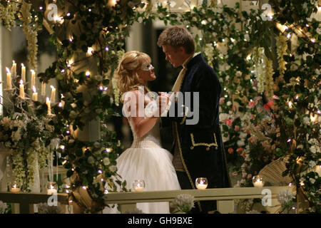 CINDERELLA STORY / A Cinderella Story USA 2004 / Mark Rosman CHAD MICHAEL MURRAY (Austin), HILARY DUFF (Sam/Cinderella) Regie: Mark Rosman aka. A Cinderella Story Stock Photo