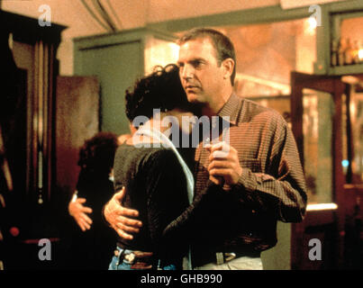 BODYGUARD USA 1992 Mick Jackson WHITNEY HOUSTON, KEVIN COSTNER Regie: Mick Jackson Stock Photo