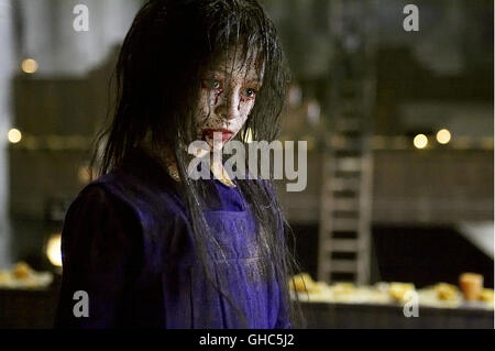 SILENT HILL - WILLKOMMEN IN DER HÖLLE Silent Hill Japan/USA/F 2006 Christophe Gans Alessa (JODELLE FERLAND) Regie: Christophe Gans aka. Silent Hill Stock Photo