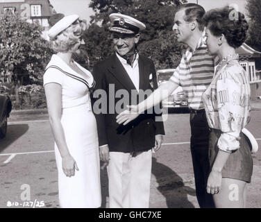 DOUBLE BUNK UK 1961 C.M. Pennington-Richards Sandra (LIZ FRASER), Sid (SID JAMES), Jack (IAN CARMICHAEL), Peggy (JANETTE SCOTT) Regie: C.M. Pennington-Richards Stock Photo